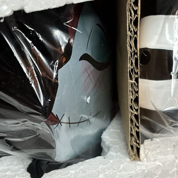 3D The Nightmare Before Christmas Jack & Sally Kiss Coffee Cup Mug Set 20oz NEW - Picture 13 of 13